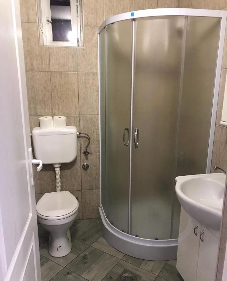 Zen Apartmani Zrenjanin Exterior foto