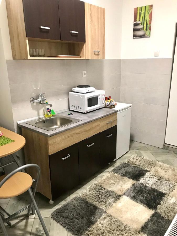 Zen Apartmani Zrenjanin Exterior foto